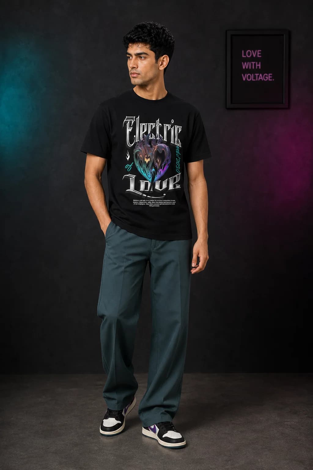 ELECTRIC LOVE: Front model view