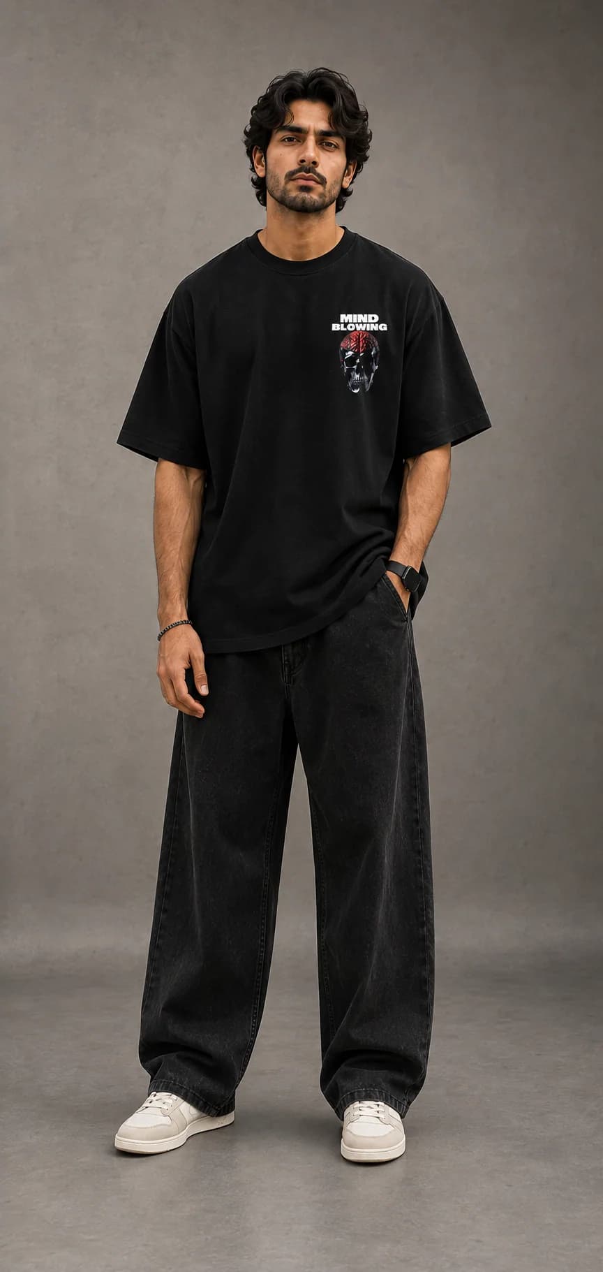 MIND BLOWING OVERSIZED: Front oversized model view
