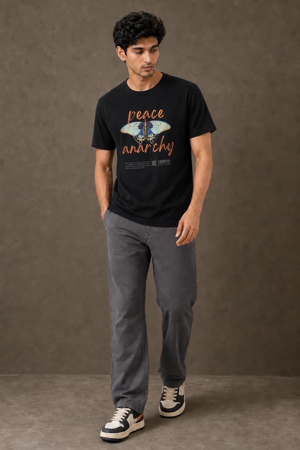 PEACE ANARCHY: Front model view