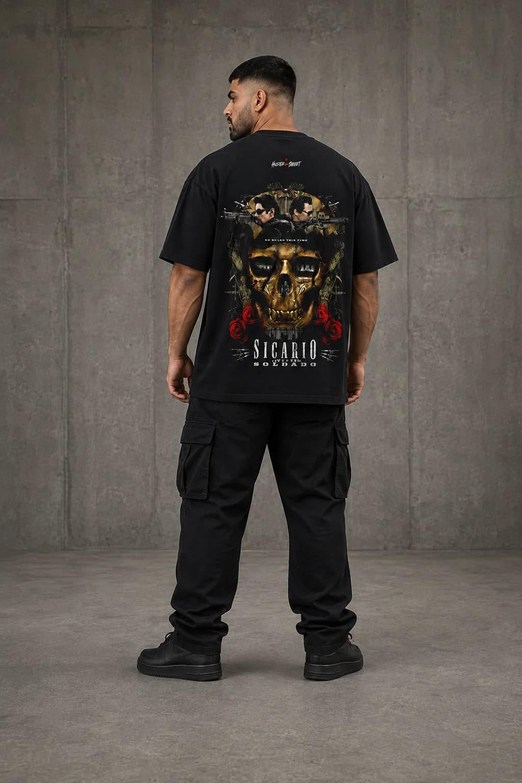 SICARIO OVERSIZED: Back oversized model view