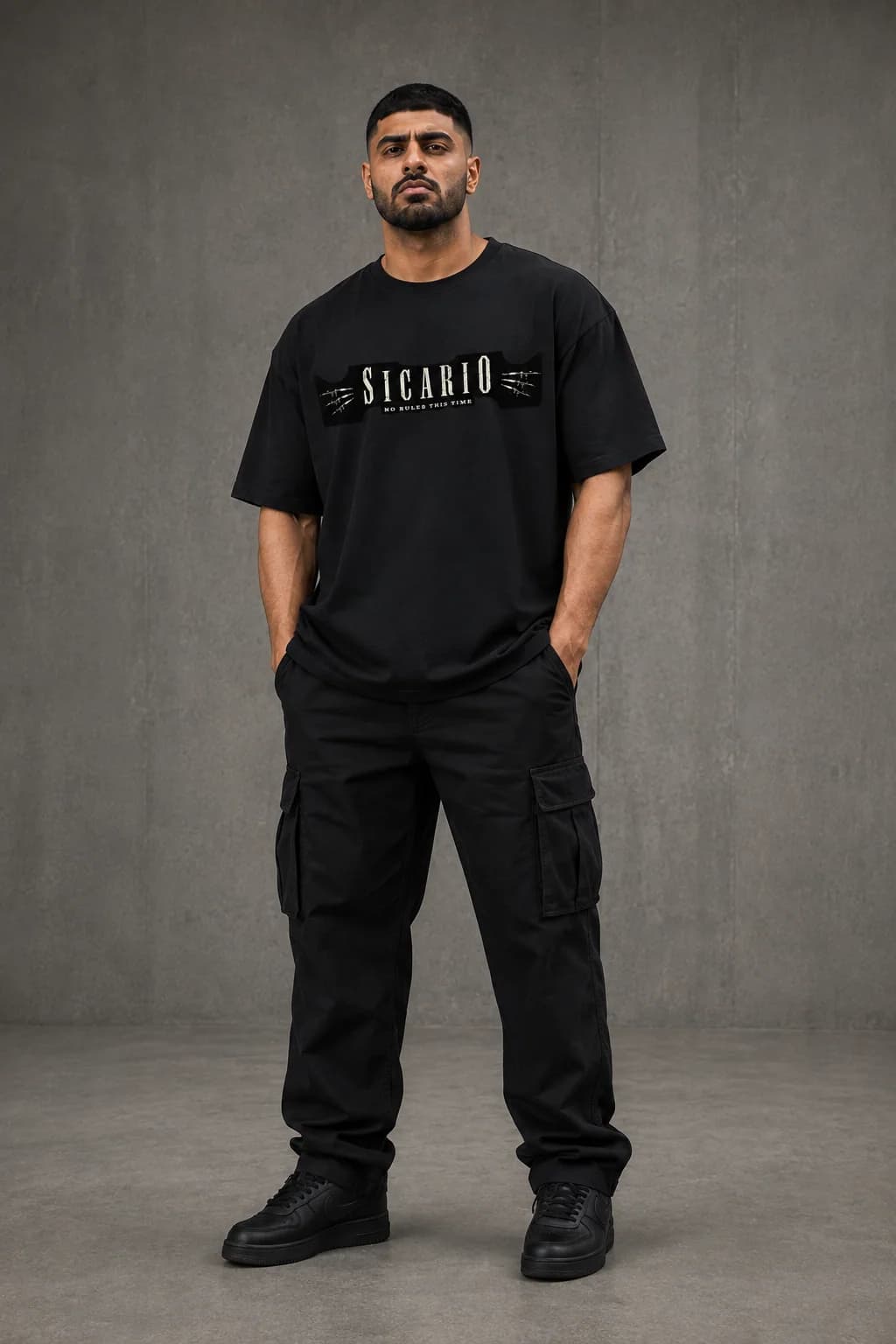 SICARIO OVERSIZED: Front oversized model view